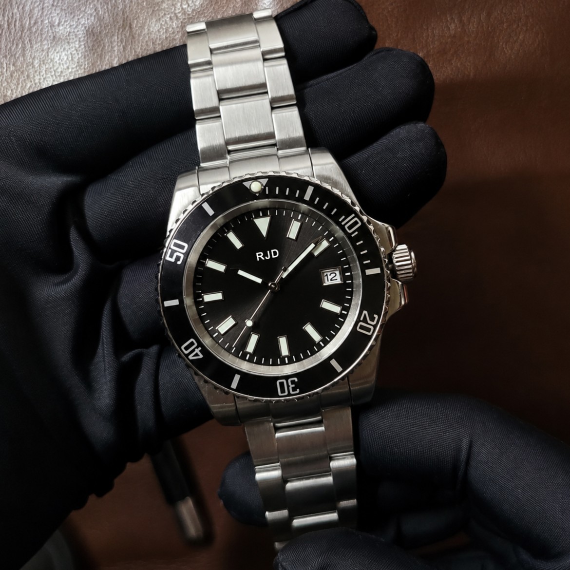 Personalized Diver Signature Pro – Cosmic Black Dial, Solid Steel Strap, Sapphire Crystal - Image 5